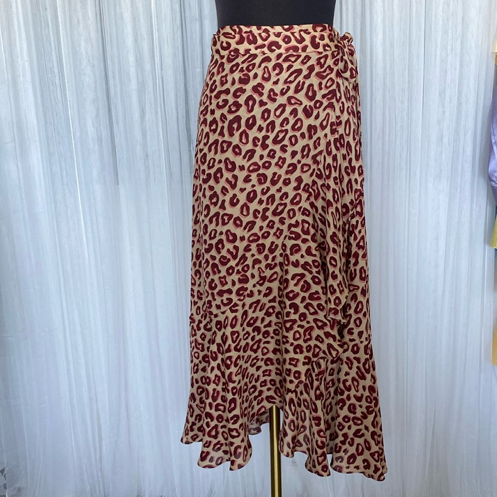 Scotch & Soda “aloha Hula” wrap midi skirt! Animal print! Tiered ruffles Size M